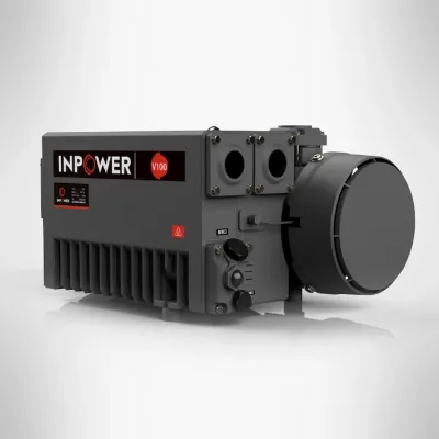 What is the heat dissipation capacity of a portable oil vacuum pump?
